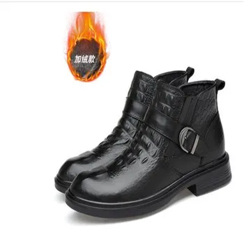Мужские корейские деловые мужские ботинки со средней посадкой, осенне-зимние Классические черные модные мужские мотоциклетные кожаные ботинки